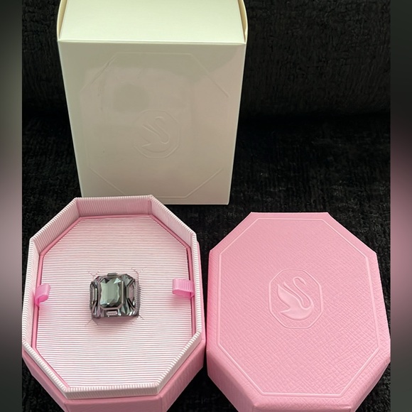 Swarovski Crystal black ring - Picture 3 of 8